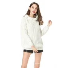 Pull pull à col roulé de la mode pour femmes serrées